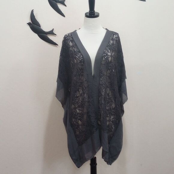 Nightcap by Carisa Rene Jungle Lace Kaftan Cover Up Ash Gray Silk Trim ~ Revolve - Picture 5 of 12